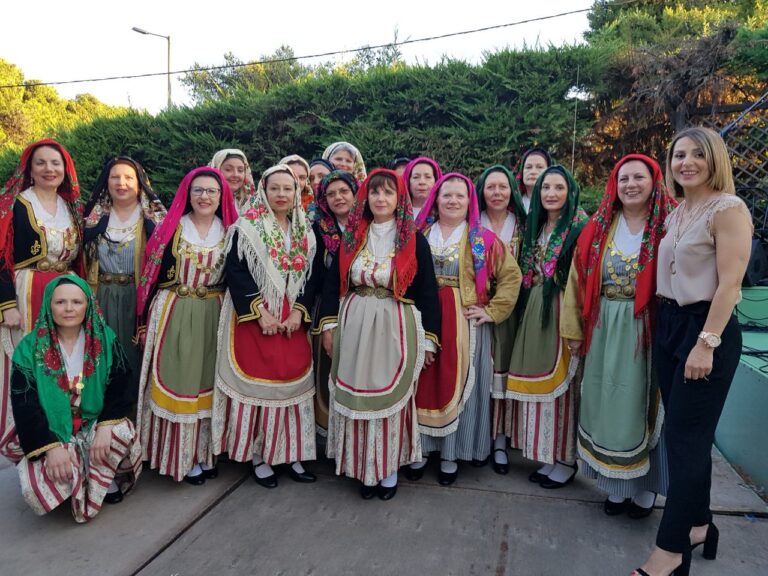 Στην εκδήλωση της Ένωσης Μικρασιατών Νέας Ερυθραίας «Ο Πηγαιμός στσι Φρίτζες» συμμετείχε η ομάδα παραδοσιακών χορών ενηλίκων Δήμου Αμαρουσίου