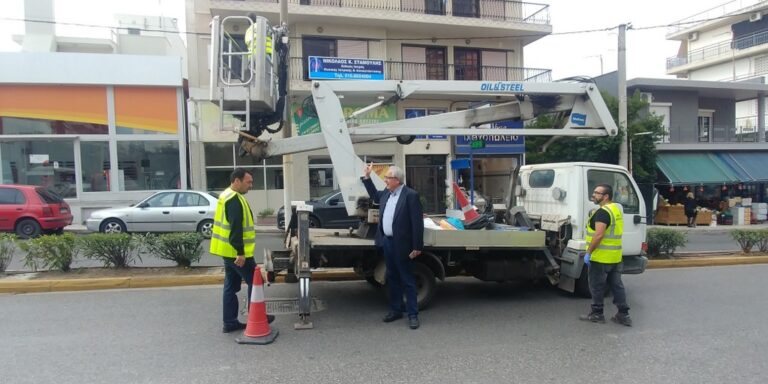 Καταγραφή και αφαίρεση παράνομων πινακίδων από το δήμο Αμαρουσίου με επιβολή κυρώσεων