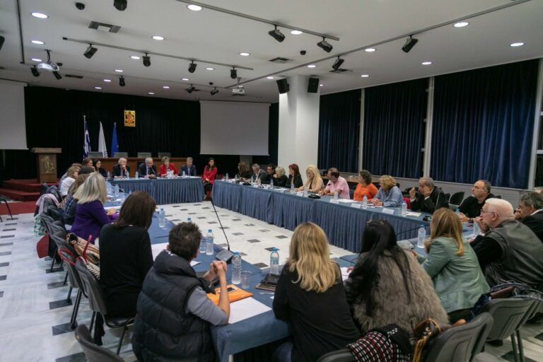 Θ. Αμπατζόγλου: Επιταχύνουμε τις διαδικασίες άμεσης επίλυσης των προβλημάτων των σχολείων μας