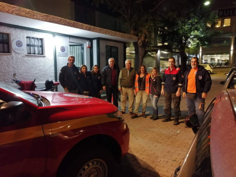 Σε 24ωρη επιφυλακή και αυξημένη ετοιμότητα η Πολιτική Προστασία και η Εθελοντική Ομάδα του Δήμου Αμαρουσίου για την  αντιμετώπιση των έντονων καιρικών φαινόμενων