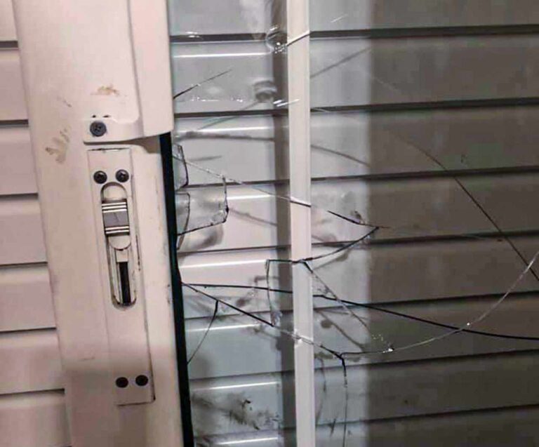 Θύματα κλοπής στην οικία τους έπεσαν οι γονείς της Κατερίνας Φραγκάκη