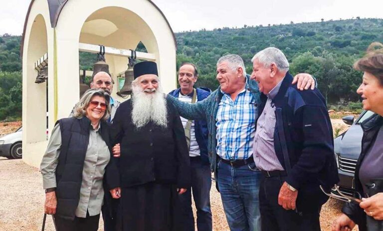Αργολίδος Νεκτάριος: ”Η γη είναι τετράγωνη!”