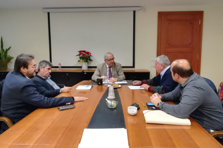 Συνάντηση Θ. Αμπατζόγλου με ΓΣΑ και ΑΟΟΑ: «Προγραμματίζουμε νέα γήπεδα για το Μαρούσι»