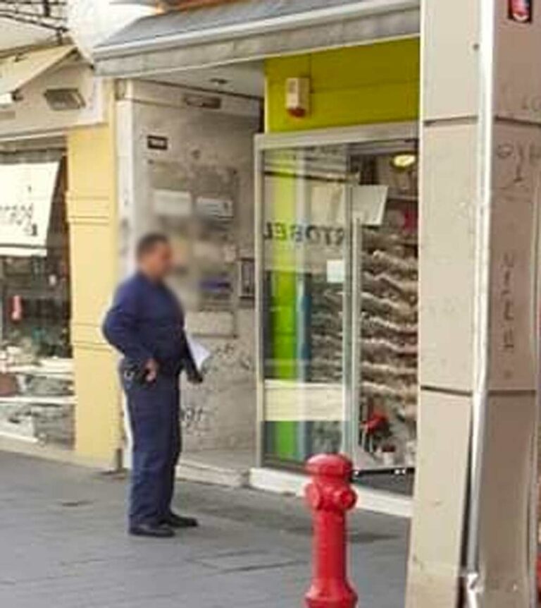 Προσαγωγή “απείθαρχου” ιδιοκτήτη καταστήματος στην Ερμού – Ήταν ανοικτός παρά την απαγόρευση!