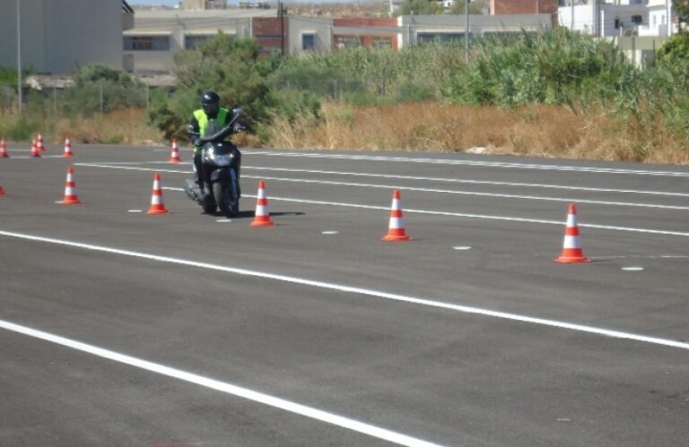 Στο Μαρούσι μεταφέρθηκε o χώρος εξέτασης των υποψηφίων οδηγών δικύκλων