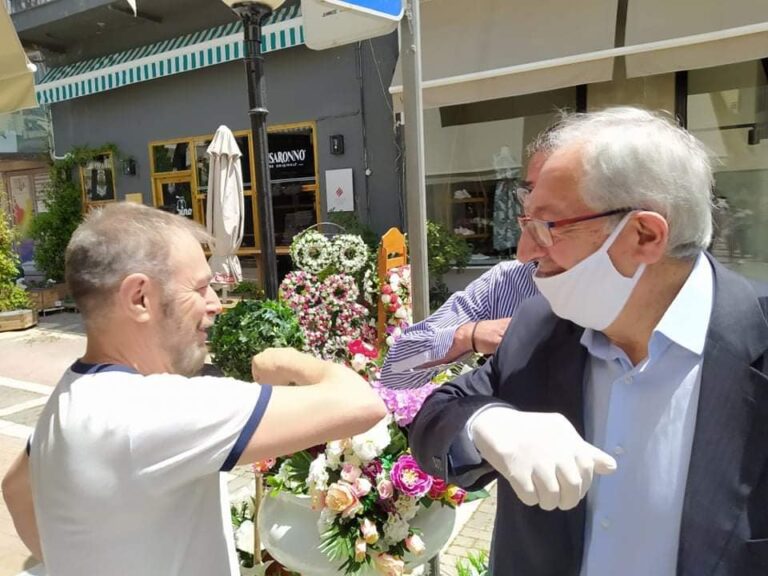 Μήνυμα στήριξης προς την τοπική αγορά του Αμαρουσίου, έστειλε ο Δήμαρχος Θ. Αμπατζόγλου