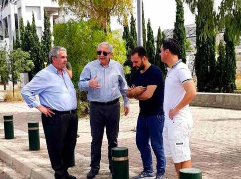 Καθαρισμός, συντήρηση, και κλαδέματα κατά μήκος της λεωφόρου Σπύρου Λούη (έξω από το ΟΑΚΑ) από τον Δήμο Αμαρουσίου