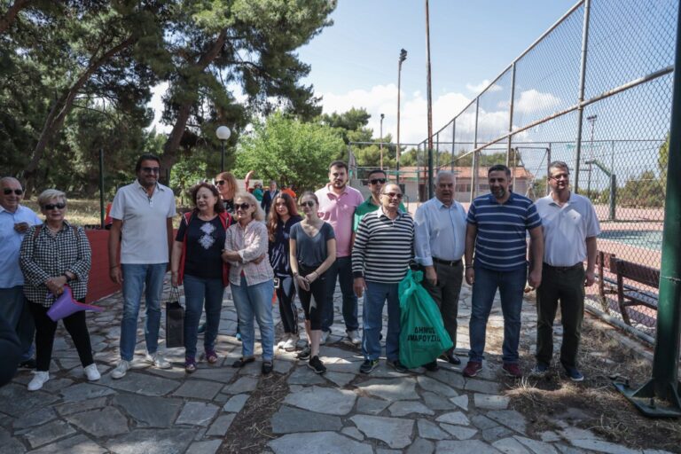 Μεγάλη συμμετοχή στη δράση Εθελοντικού Καθαρισμού στο πάρκο Αρίωνα στο Μαρούσι