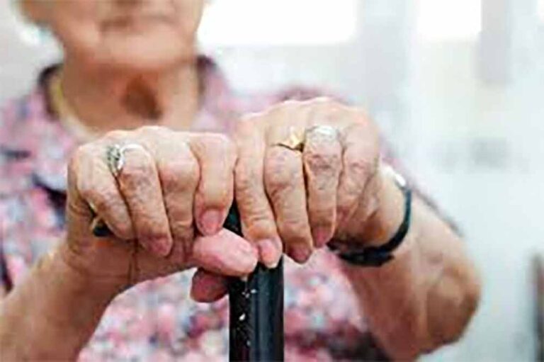 ΠΡΟΣΟΧΗ! Σπείρα κλέβει ηλικιωμένους με πρόφαση το πρόγραμμα «Βοήθεια Στο Σπίτι»