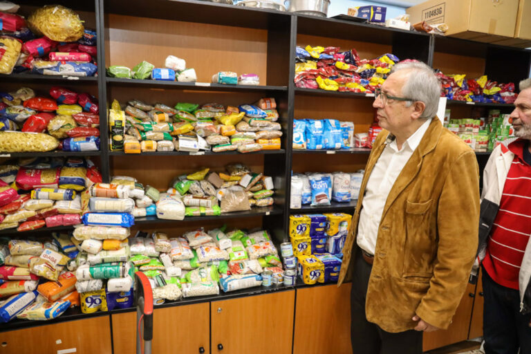 Ολοκληρώθηκε επιτυχώς η τρίτη διανομή επισιτιστικής βοήθειας σε ευπαθείς κοινωνικές ομάδες του Δήμου Αμαρουσίου