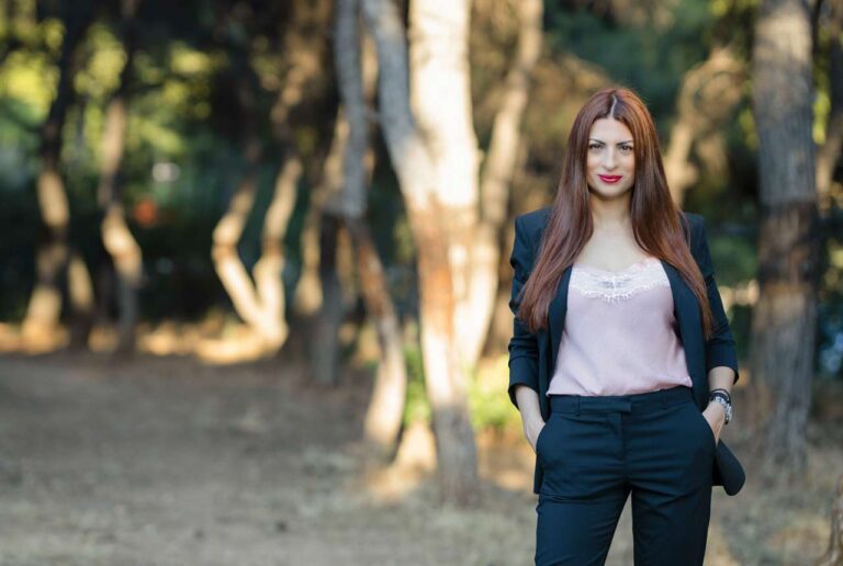 H δυναμική Άννα Λύγουρη στα χνάρια του συζύγου της Ευθύμη Τσίγκα