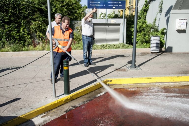 Επίδειξη λειτουργίας νέου τροποποιημένου οχήματος του Δήμου που φέρει ειδική πλυστική μηχανή