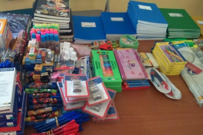 Ο Δήμος Αμαρουσίου συμμετέχει στη δράση του ΣΚΑΪ «Όλοι Μαζί Μπορούμε» για τη συγκέντρωση σχολικών ειδών