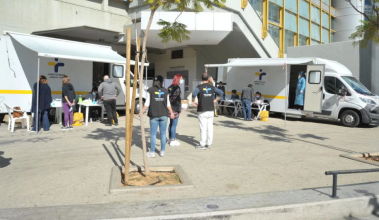 Χαμηλό ποσοστό θετικότητας στον κορονοϊό έδειξαν τα αποτελέσματα στο Μαρούσι