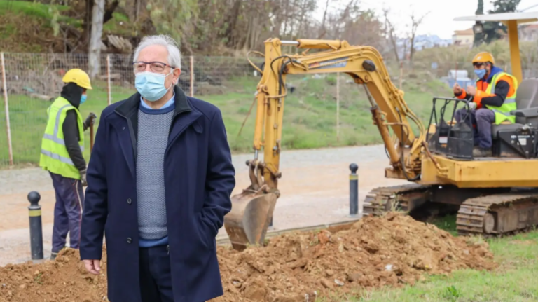 Ανάπλαση χώρου πρασίνου (15 στρ.) στην περιοχή του Αγίου Θωμά