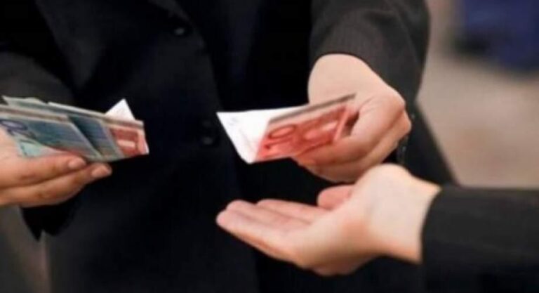 Προσοχή! Επιτήδειοι ισχυρίζονται πως συλλέγουν χρήματα για τον Δήμου Αμαρουσίου, εν όψει Χριστουγέννων