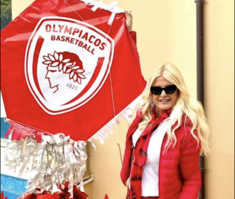 Στα ερυθρόλευκα για χατίρι του γιου της Αλέξανδρου η Μαρίνα Πατούλη