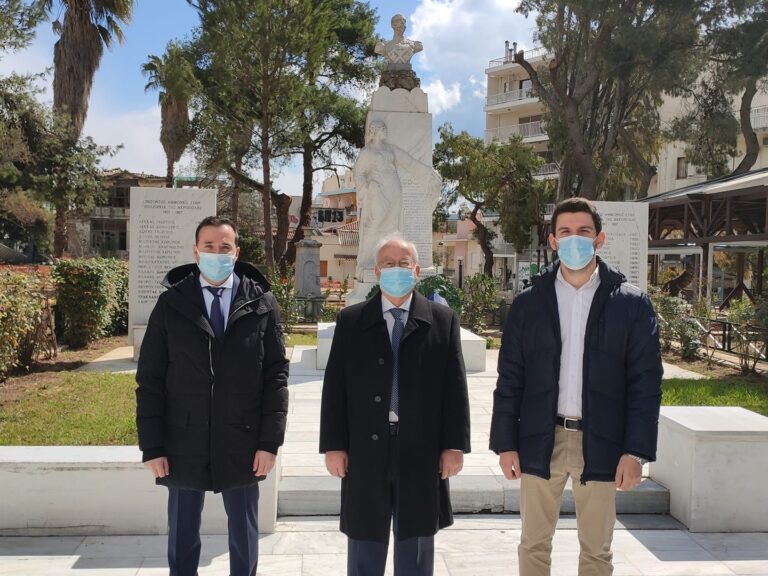 Τιμή στους Ήρωες του ’21 από τους εκπροσώπους της Τ.Ο. Νέας Δημοκρατίας και ΟΝΝΕΔ Αμαρουσίου