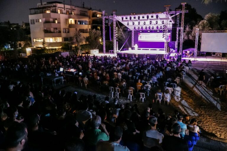 Ενθουσίασε το κοινό o Λάμπρος Φισφής στο Φεστιβάλ Αμαρουσίου 2021