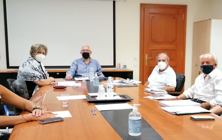 Θ. Αμπατζόγλου: «Τα σχολεία μας είναι έτοιμα – Είμαστε στο πλευρό της εκπαιδευτικής κοινότητας»