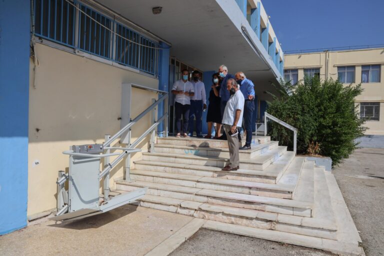 Ηλεκτροκίνητα αναβατορία προσβασιμότητας, στο 1ο Γυμνάσιο Αμαρουσίου