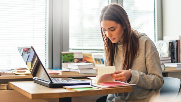 Δωρεάν φοίτηση σε φροντιστήρια ή μειωμένο κόστος για παιδιά ευπαθών οικογενειών στο Μαρούσι