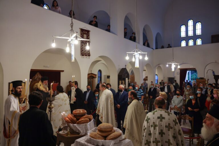 Τελέστηκε ο Πανηγυρικός Εσπερινός στον Ιερό Ναό του Αγίου Θωμά Αμαρουσίου