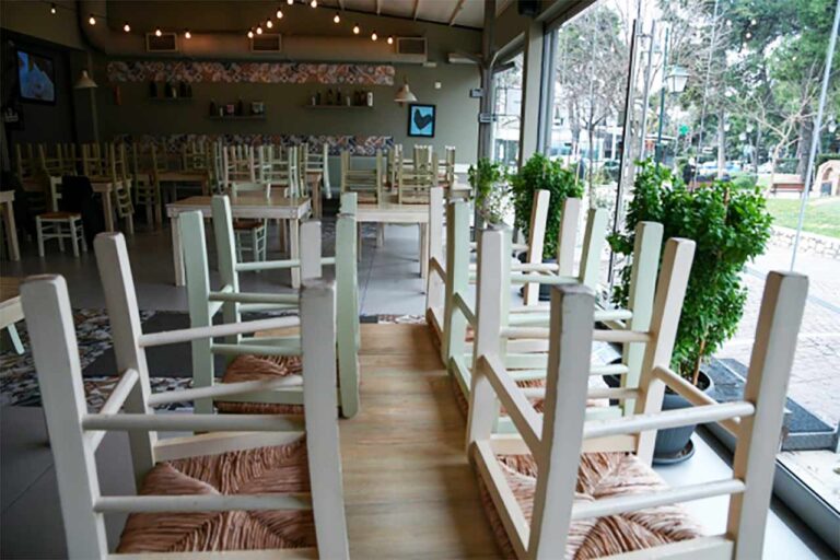 Κλειστά τα καταστήματα εστίασης την Τρίτη σε ένδειξη διαμαρτυρίας για τα νέα μέτρα