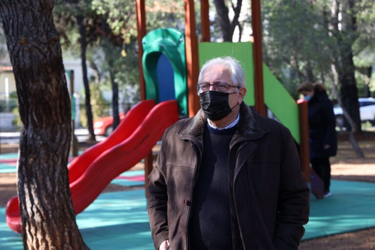 Oλοκληρώθηκε ο κύκλος παράδοσης 13 νέων Παιδικών Χαρών με το Ψαλίδι και τη Ν. Λέσβο (Βίντεο)