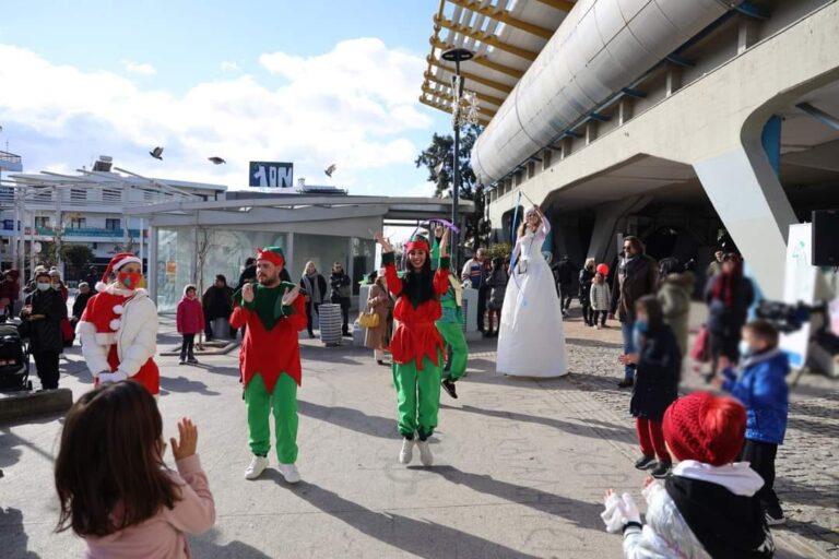 Ζωντάνεψε το κέντρο του Αμαρουσίου με τις Χριστουγεννιάτικες εκδηλώσεις για παιδιά