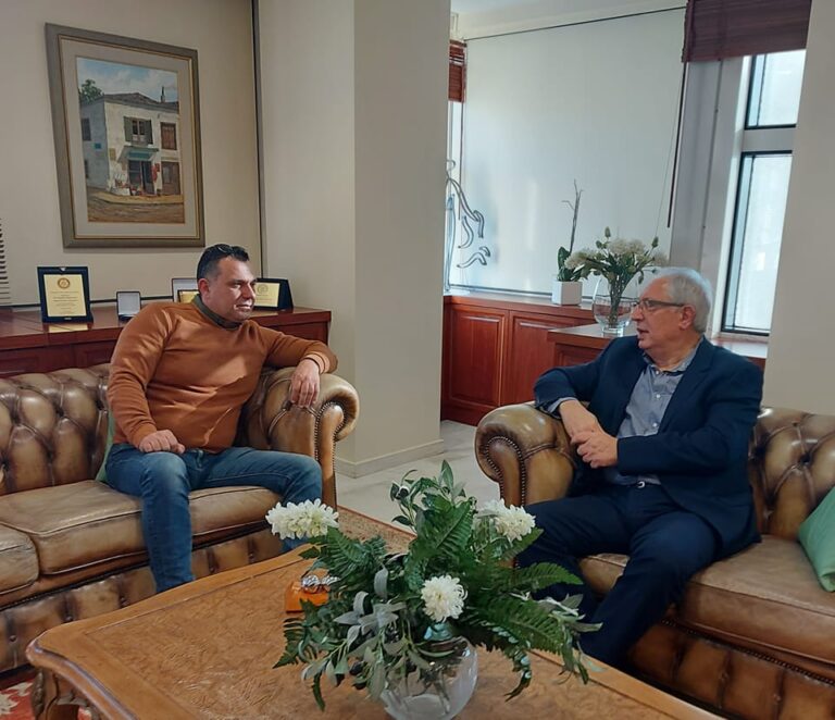 «Πρωϊνός καφές» Θεόδωρου Αμπατζόγλου με Αλέκο Κόκκαλη