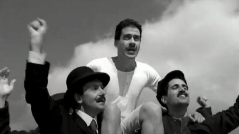 Σπύρος Λούης: Η ταινία του Γιάννη Σμαράγδη (2004)