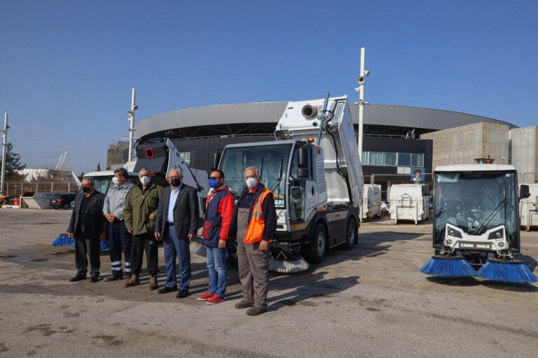 Δήμος Αμαρουσίου: 3 νέα οχήματα στη μάχη για την καθαριότητα και το περιβάλλον
