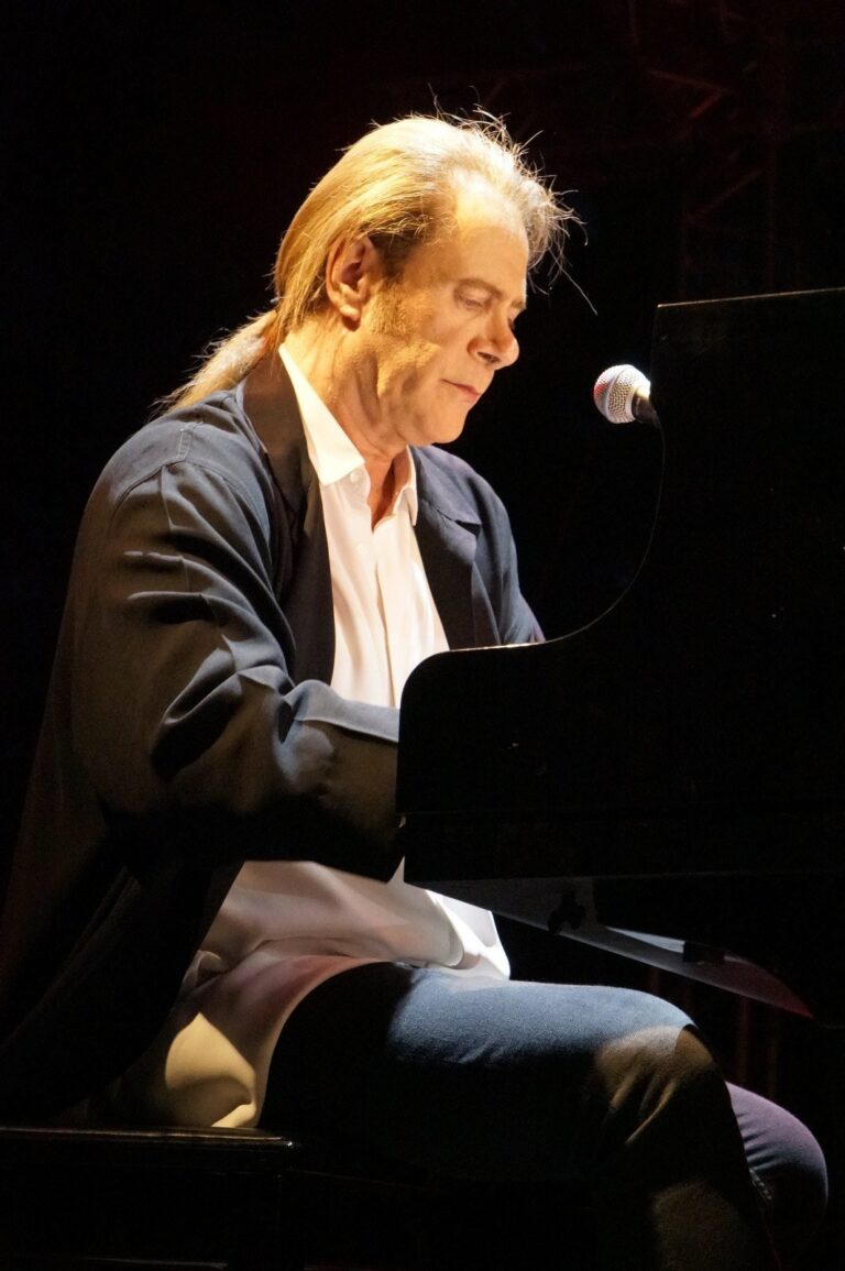 Μαγική η συναυλία του Στέφανου Κορκολή στο Φεστιβάλ Δήμου Αμαρουσίου 2022