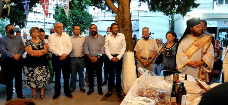 Εορτασμός της Μεταμόρφωσης του Σωτήρος στο ομώνυμο παρεκκλήσι της πλατείας Αγίας Λαύρας