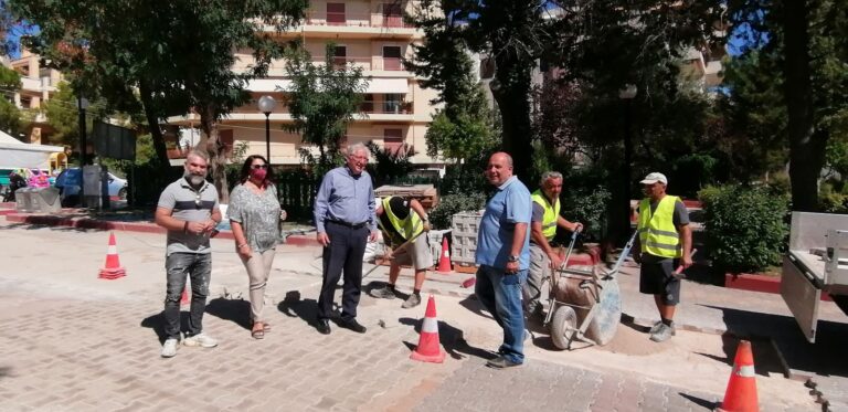 Αυτοψίες του Δημάρχου Θεόδωρου Αμπατζόγλου στα έργα ασφαλτοστρώσεων στην πόλη