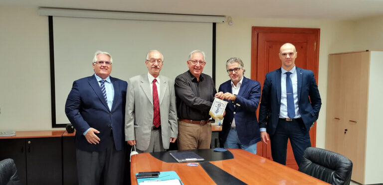 Συναντήσεις του Δημάρχου Αμαρουσίου Θεόδωρου Αμπατζόγλου με Συλλόγους της πόλης