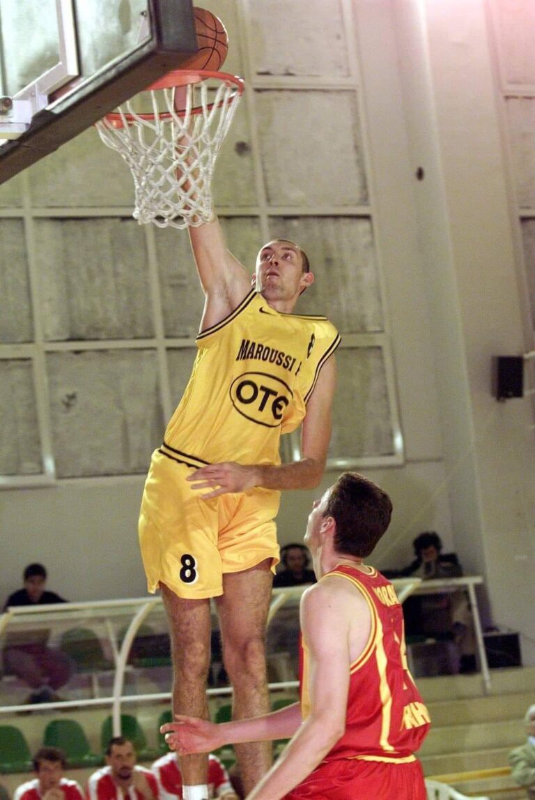 Έφυγε από τη ζωή παλαίμαχος μπασκετμπολίστας του Αμαρουσίου και του Ολυμπιακού σε ηλικία 46 ετών