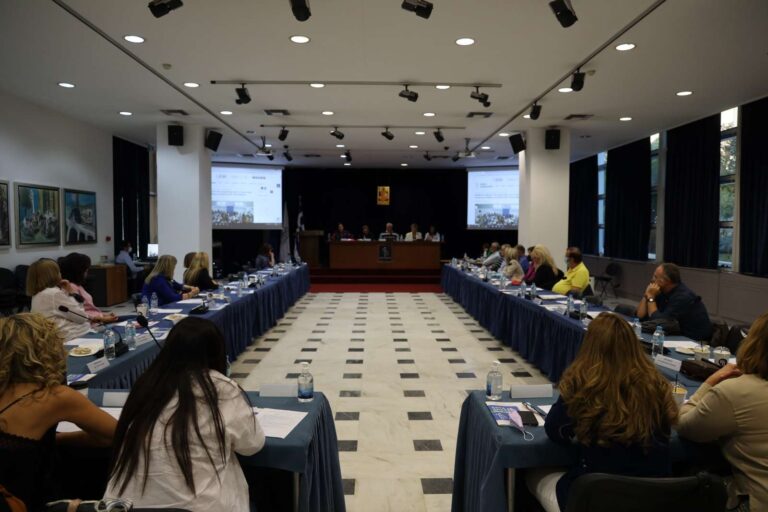 Συνάντηση του Δημάρχου Αμαρουσίου με Διευθυντές των Δημοτικών Σχολείων και Νηπιαγωγείων με την ευκαιρία της νέας σχολικής χρονιάς