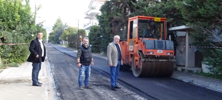 Συνεχίζονται τα έργα ανακατασκευής και συντήρησης οδών της πόλης