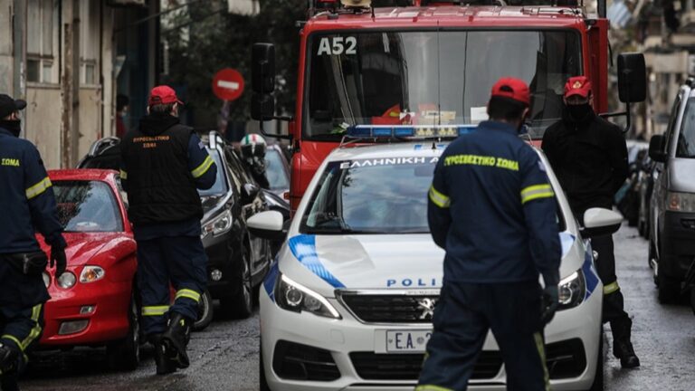 Μαρούσι: Δύο οχήματα κάηκαν τα ξημερώματα της Κυριακής