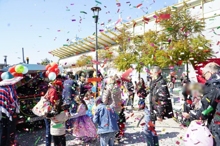 Ξεκίνησαν οι Αποκριάτικες Εκδηλώσεις 2023 με την πρώτη μεγάλη Αποκριάτικη γιορτή στο κέντρο της πόλης