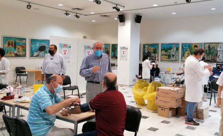 Με μεγάλη συμμετοχή Μαρουσιωτών ξεκίνησε η 42η Εθελοντική Αιμοδοσία στο Δήμο Αμαρουσίου