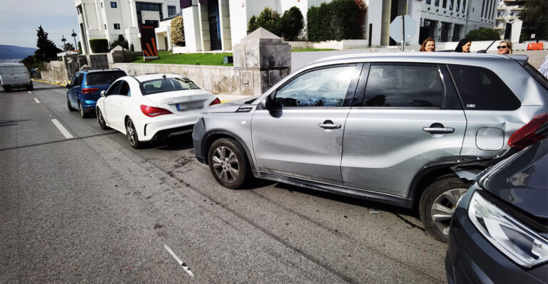 Καραμπόλα τεσσάρων οχημάτων επί της Κηφισίας στο ύψος του ΚΑΤ