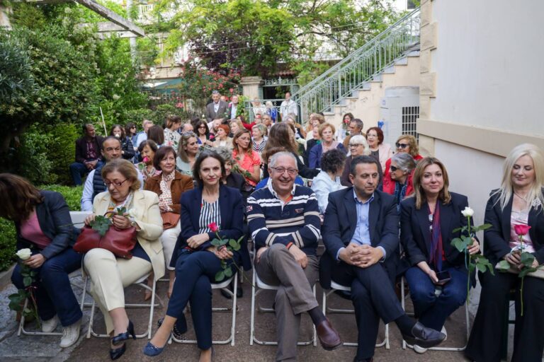 Ο Σύλλογος Αθμονέων τίμησε τη Μαρουσιώτισσα μητέρα ανήμερα της εορτής