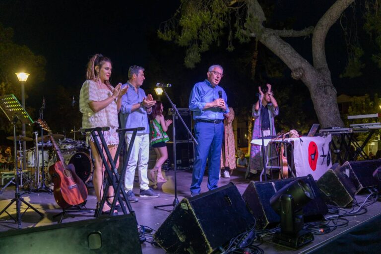 Έναρξη του διημέρου Φεστιβάλ νέων καλλιτεχνών «ARTΕΜΕΙΣ 2023» στην Πλατεία Ηρώων