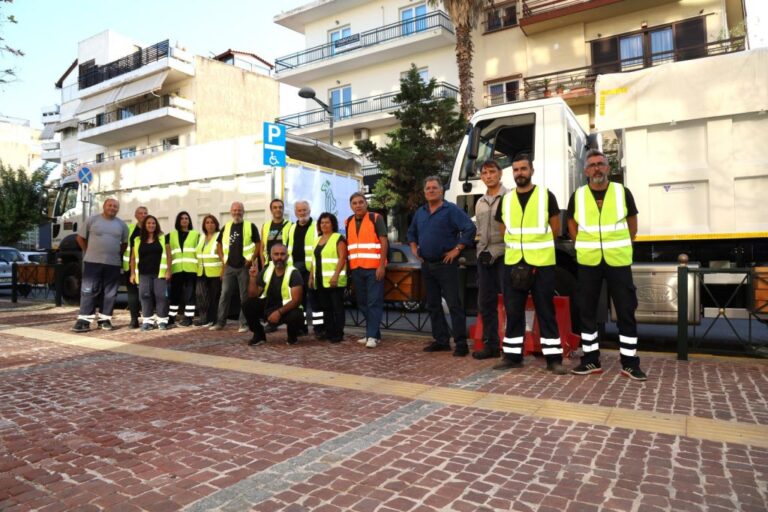 Δύο φορτηγά με 20 τόνους είδη πρώτης ανάγκης έκαστο, από τους Μαρουσιώτες για τους κατοίκους του Παλαμά Καρδίτσας