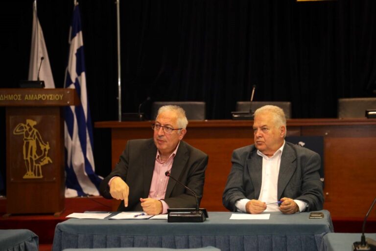 Στο πλευρό του Δημάρχου Αμαρουσίου Θεόδωρου Αμπατζόγλου ο Στέφανος Τσιπουράκης και η Μαρία Γώγου
