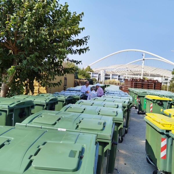 Μαρούσι: Παρελήφθησαν οι πρώτοι 650 νέοι κάδοι απορριμμάτων και ανακύκλωσης