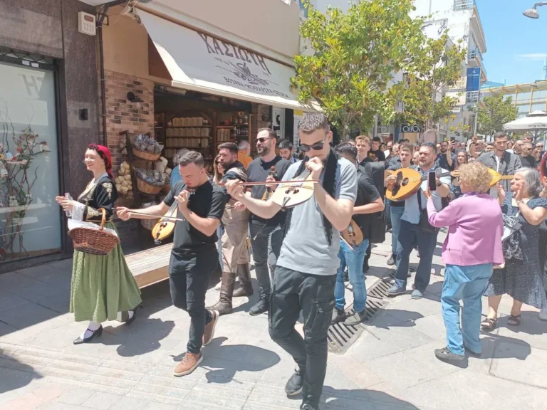 Μαρούσι: Έγινε Κρήτη απο το πλήθος των Κρητικών φίλων του ΟΦΗ!(+ΦΩΤΟ&ΒΙΝΤΕΟ)